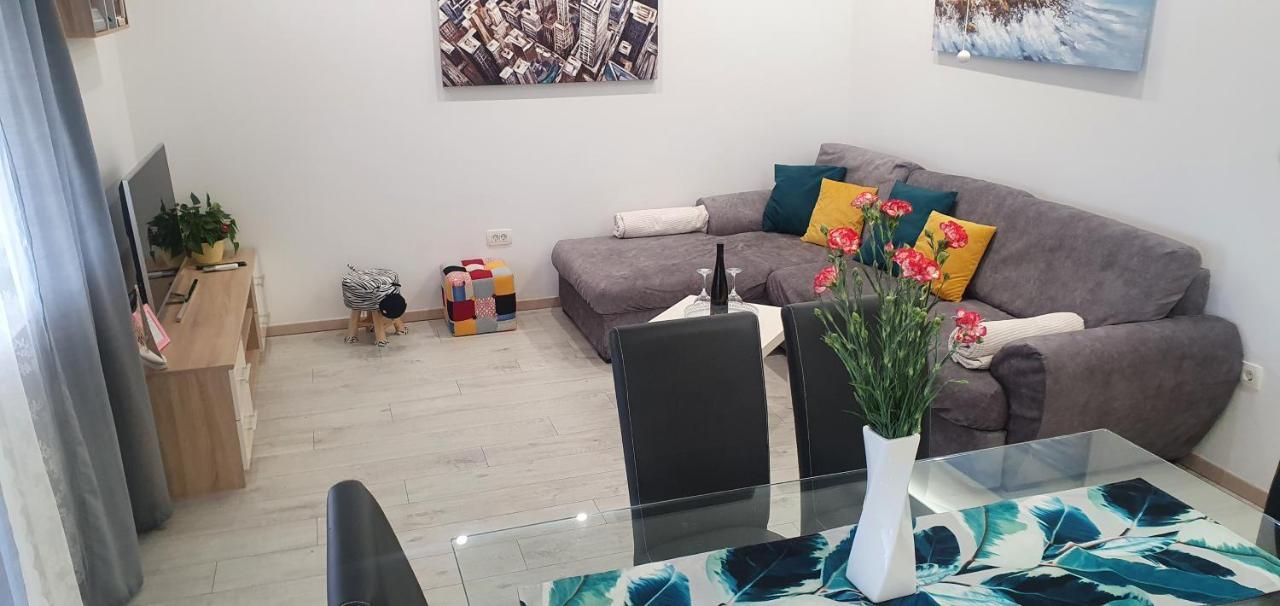 Urban Luxury Suites Juricevic Duće Exteriér fotografie