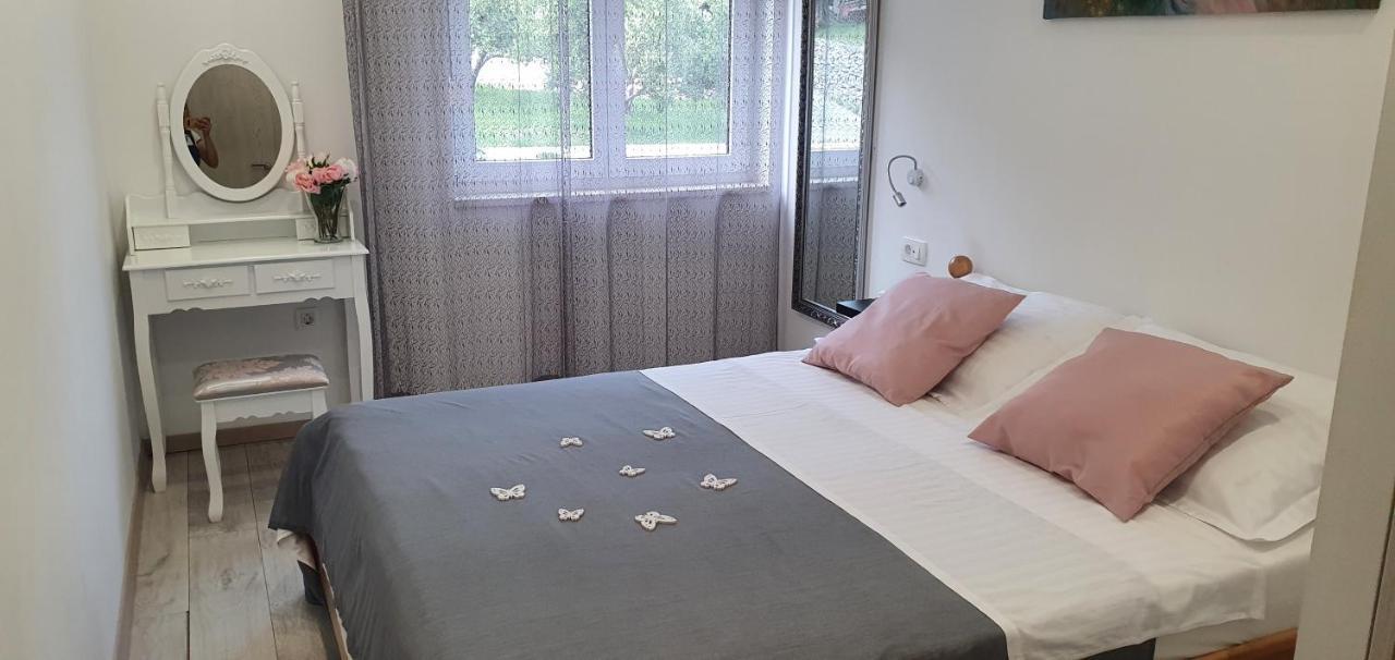 Urban Luxury Suites Juricevic Duće Exteriér fotografie