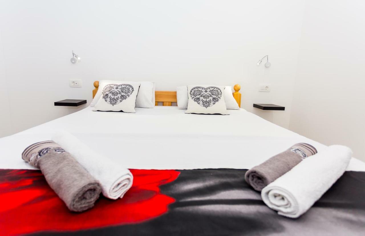 Urban Luxury Suites Juricevic Duće Exteriér fotografie