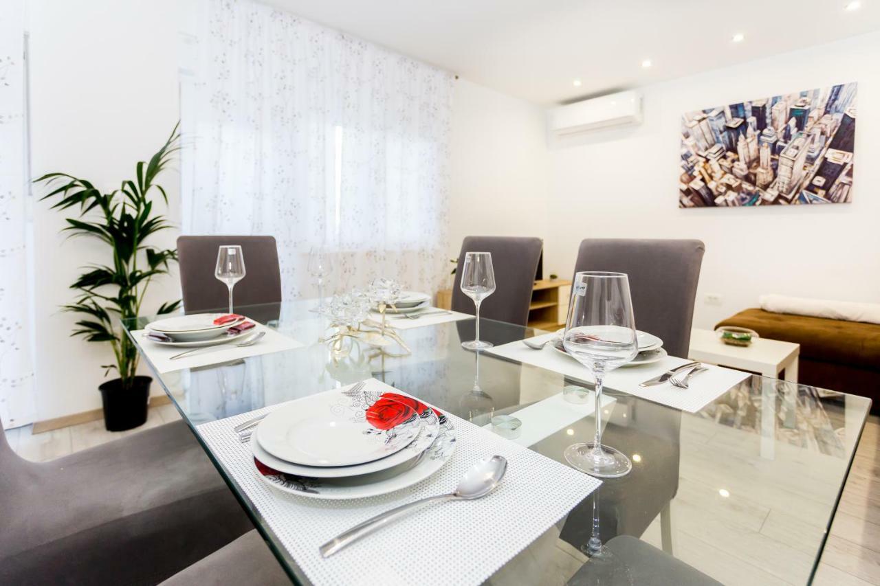 Urban Luxury Suites Juricevic Duće Exteriér fotografie
