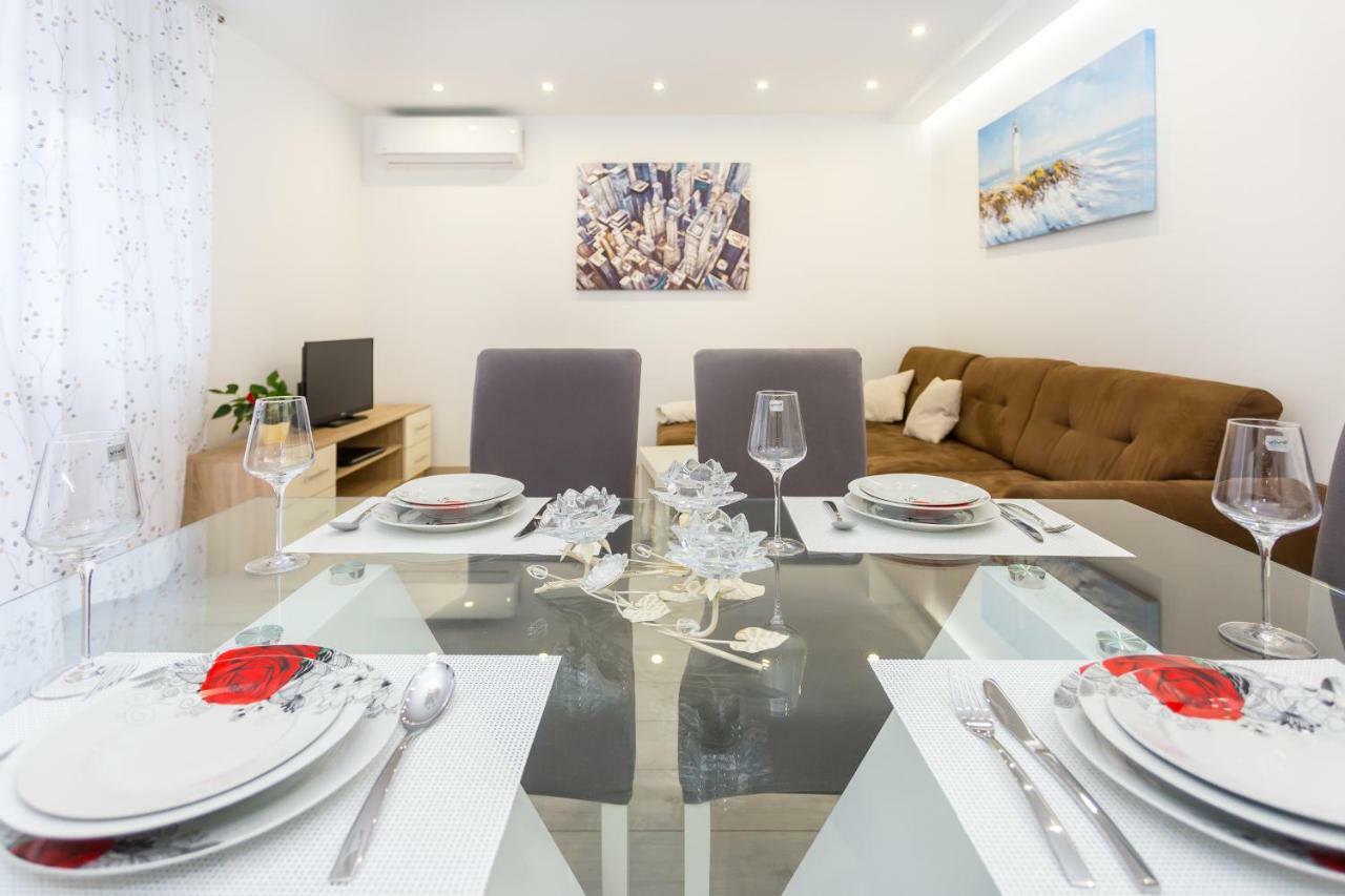 Urban Luxury Suites Juricevic Duće Exteriér fotografie
