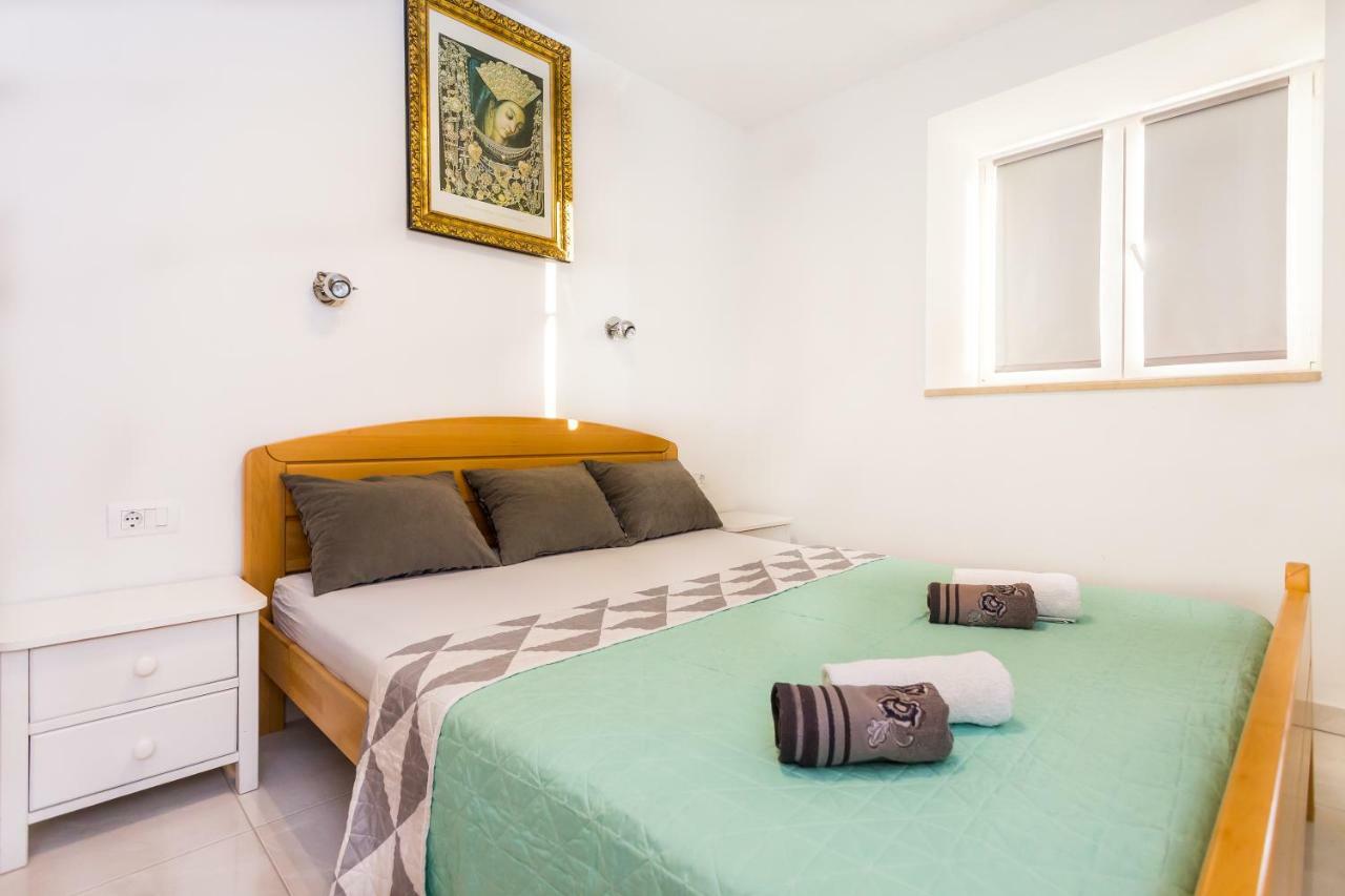 Urban Luxury Suites Juricevic Duće Exteriér fotografie