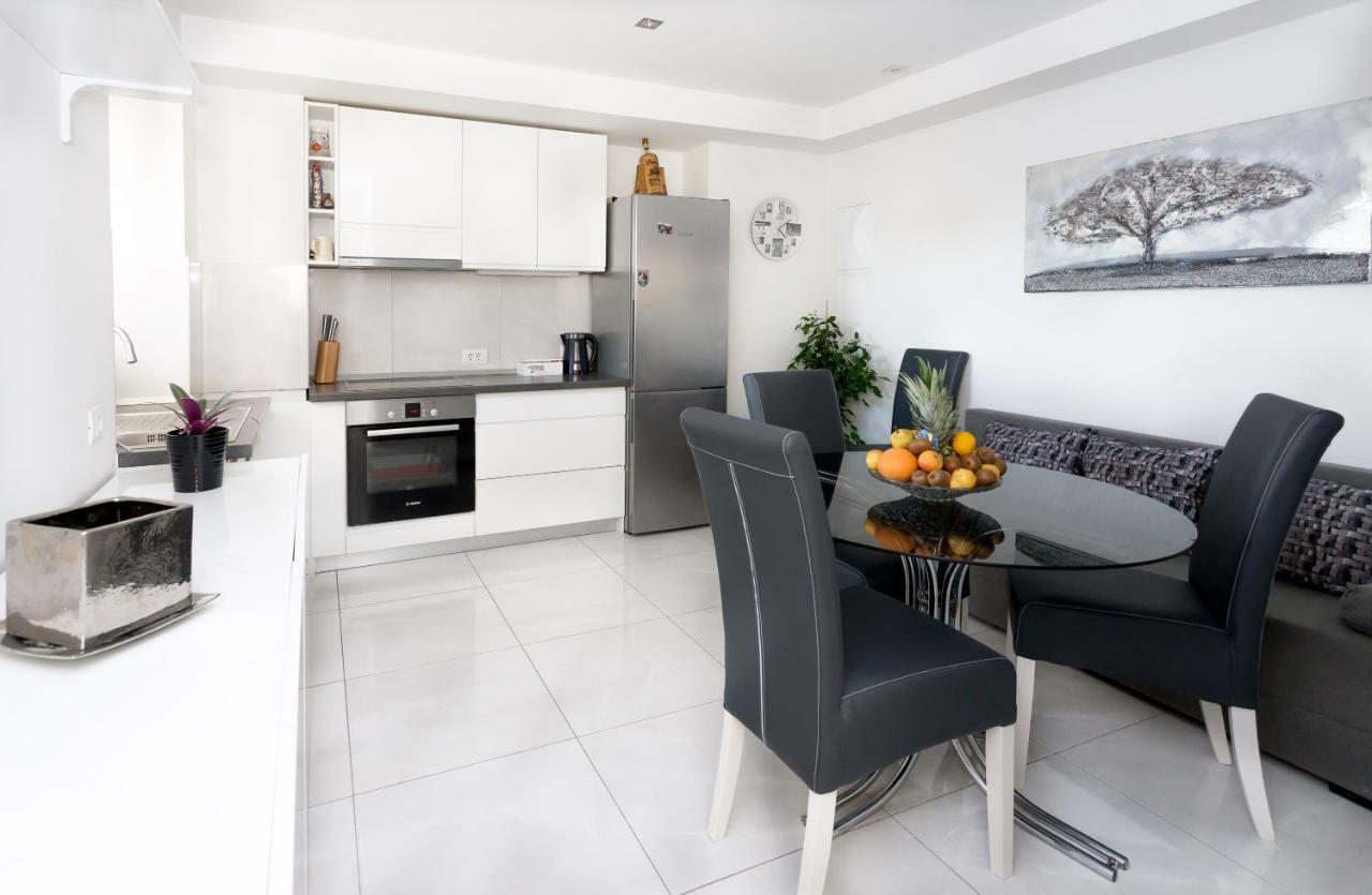 Urban Luxury Suites Juricevic Duće Exteriér fotografie