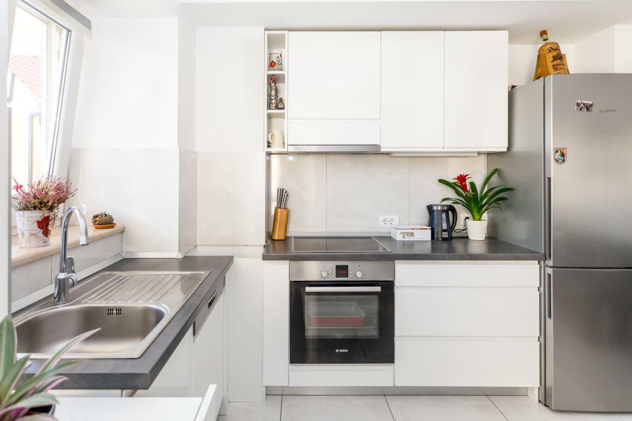 Urban Luxury Suites Juricevic Duće Exteriér fotografie